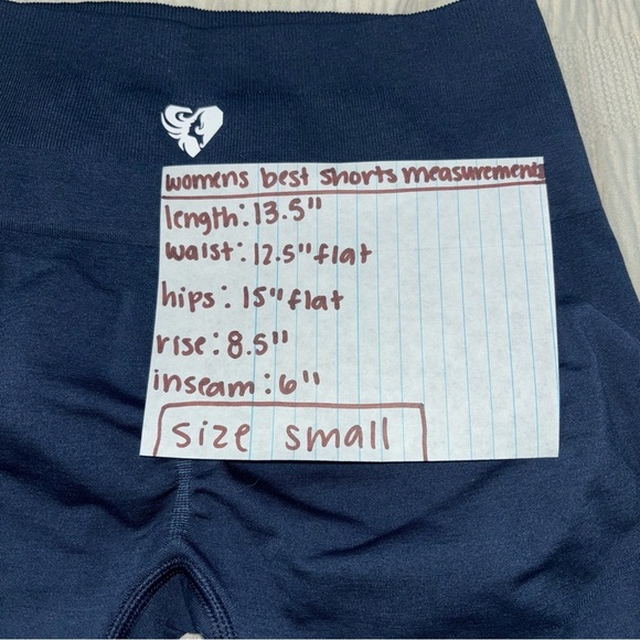 Women’s Best Navy Seamless Scrunch Gym Shorts | Size Small - Picture 7 of 7